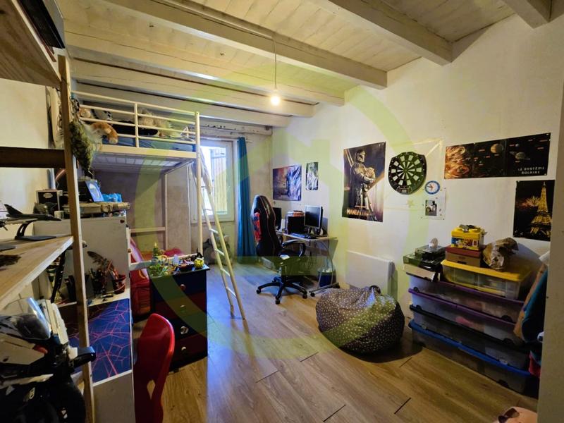 Maison - 175 m² - 6 pièces