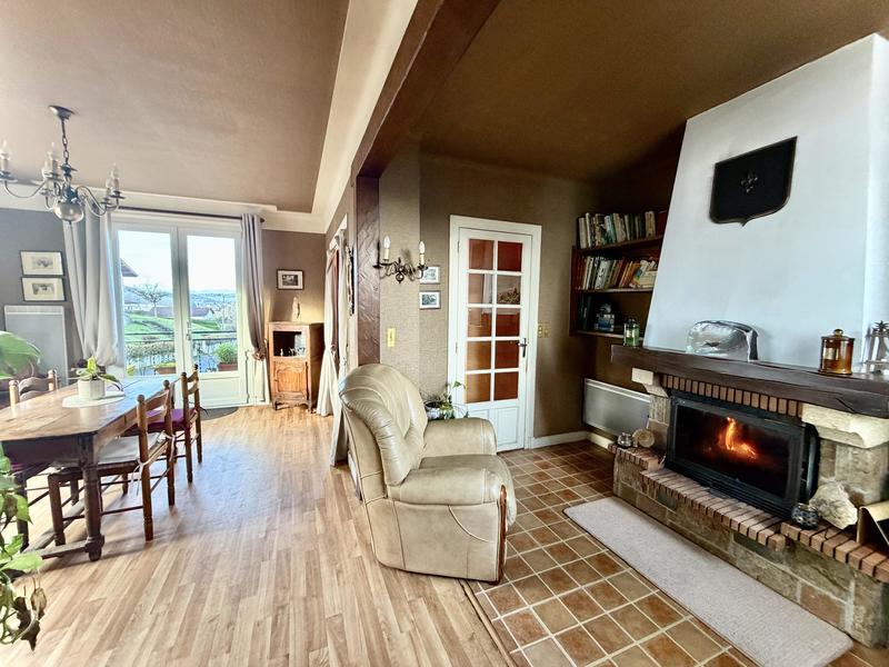 Maison - 100 m² - 5 pièces