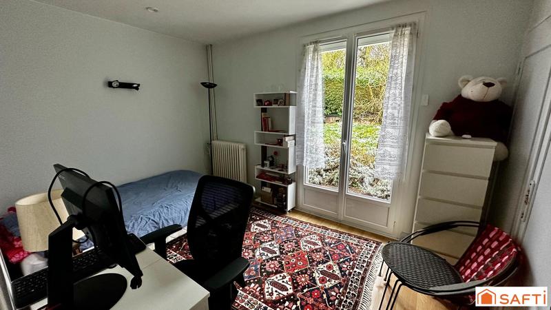 Maison - 204 m² - 7 pièces