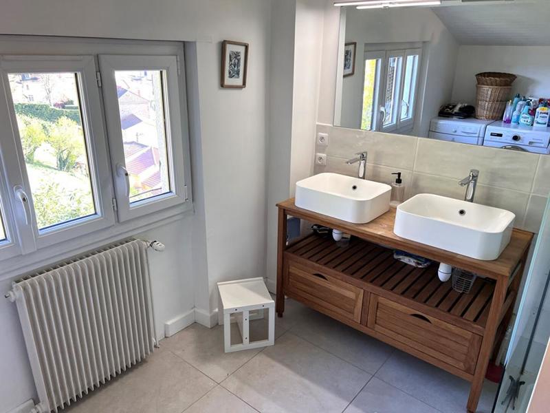 Maison - 183 m² - 7 pièces