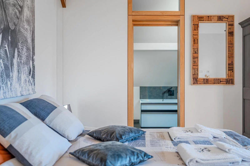 Maison - 393 m² - 12 pièces