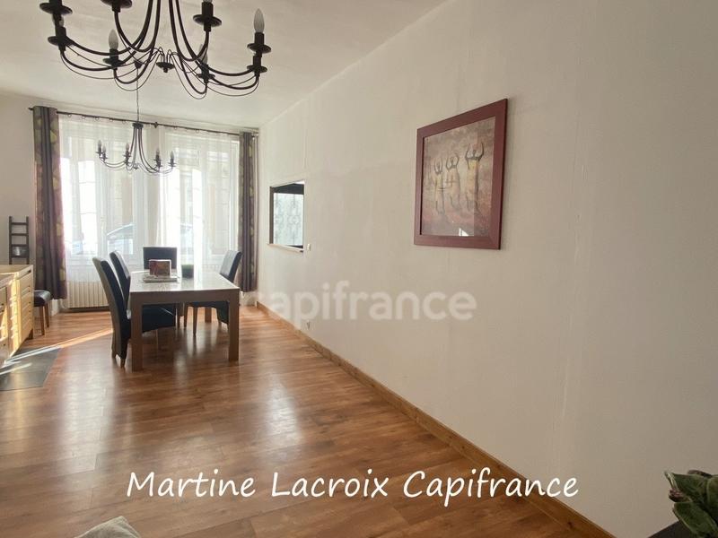 Maison - 140 m² - 5 pièces