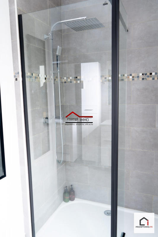 Maison - 520 m² - 8 pièces