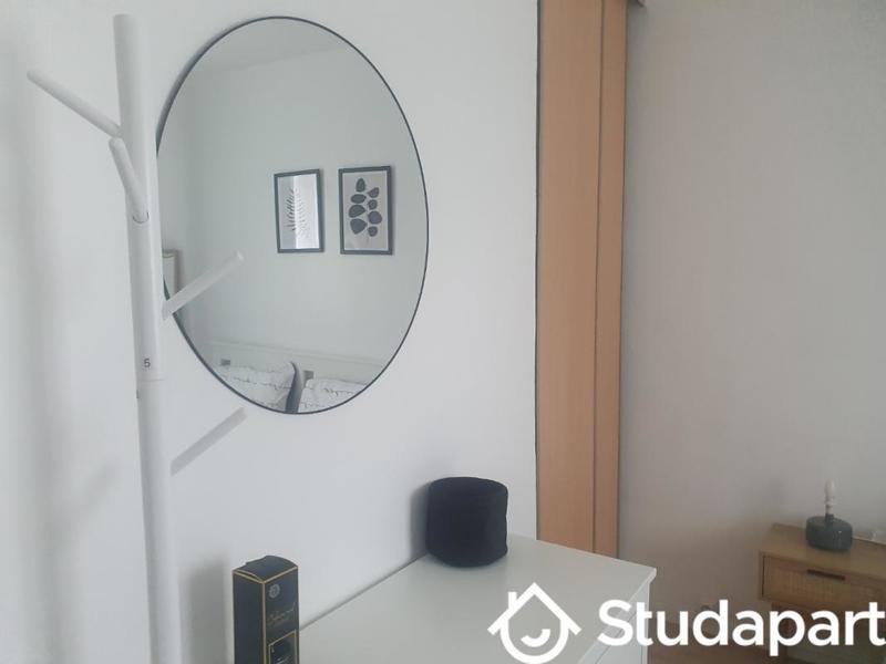 Chambre - 64 m² - 1 pièce