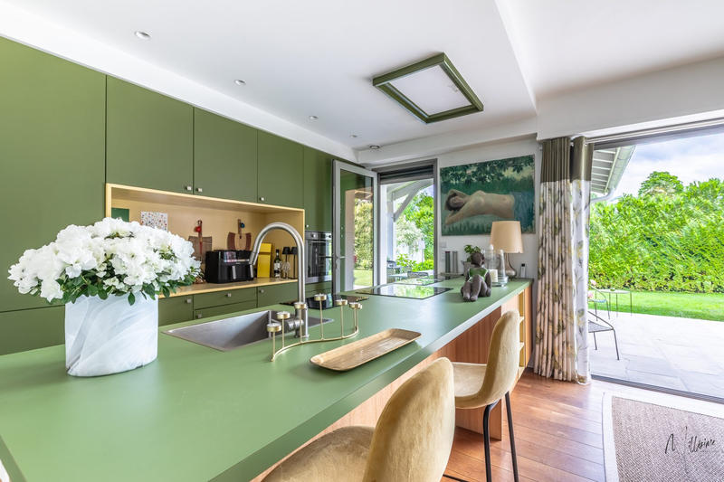 Maison - 160 m² - 6 pièces