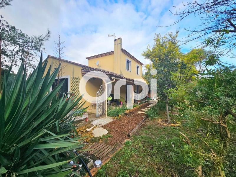 Maison - 104 m² - 4 pièces