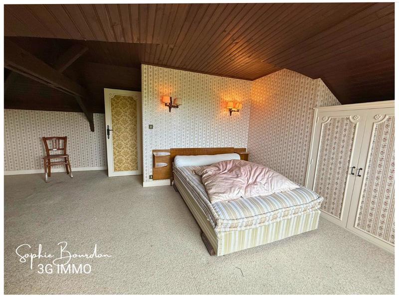 Maison - 159 m² - 6 pièces