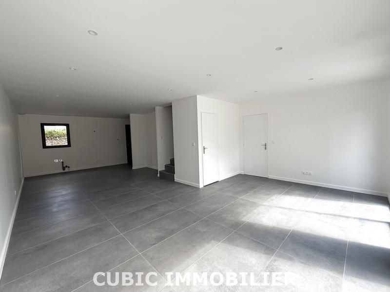 Villa - 101 m² - 4 pièces