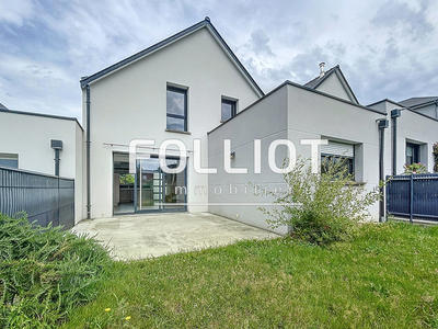 Maison - 97 m² - 6 pièces