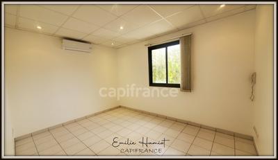 Bureau - 11 m² - 1 pièce