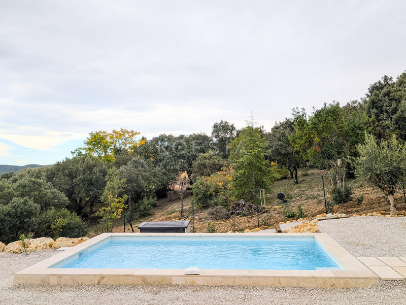 Villa - 111 m² - 4 pièces