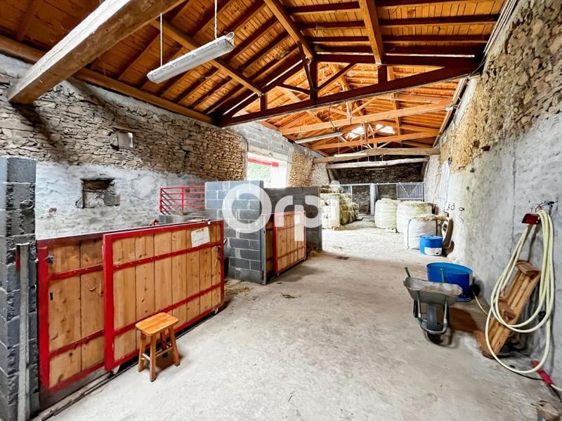 Maison - 224 m² - 2 pièces