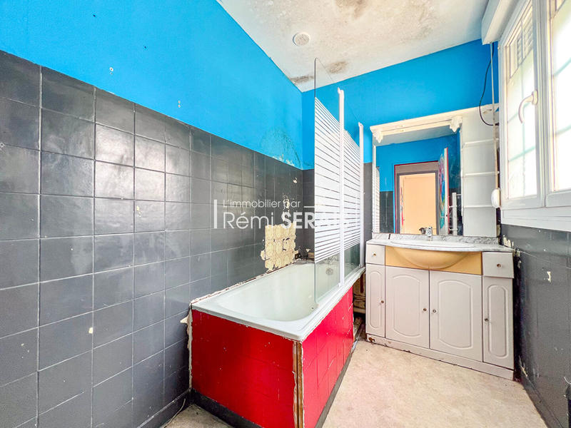 Maison - 93 m² - 4 pièces