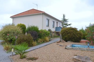 Maison - 145 m² - 6 pièces