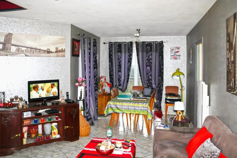 Maison - 140 m² - 7 pièces