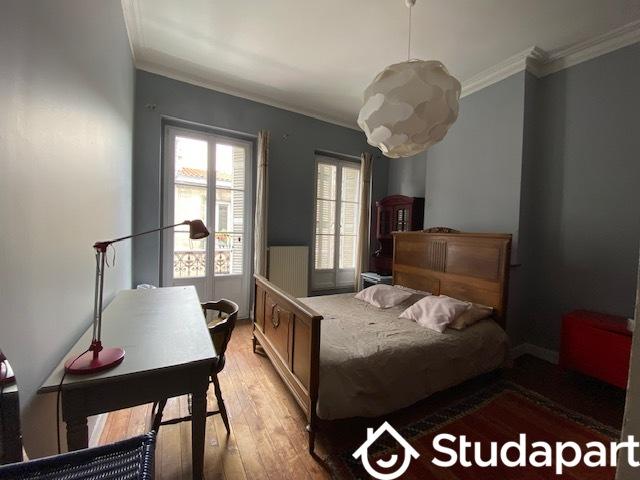 Chambre - 9 m² - 1 pièce