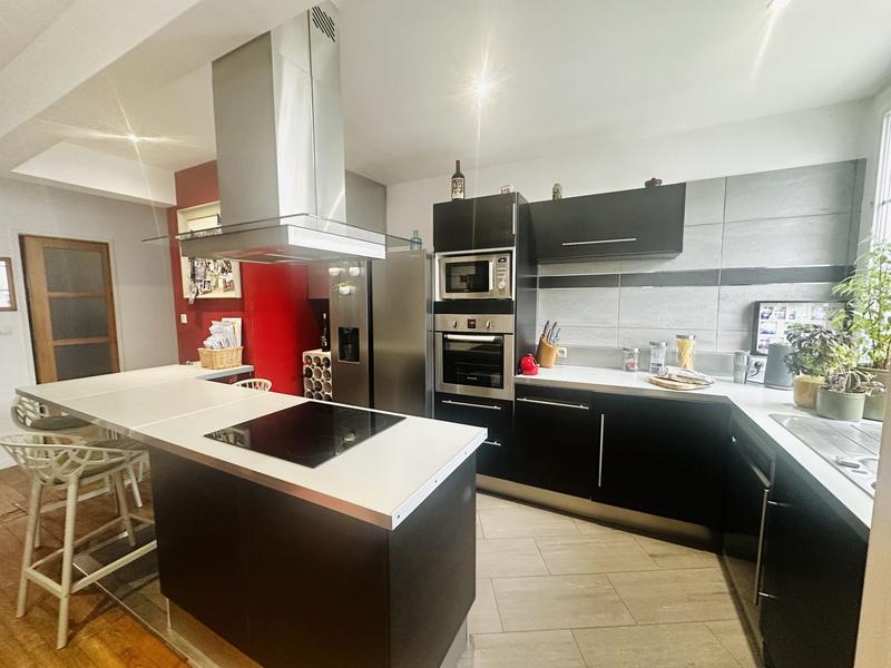 Appartement - 64 m² - 3 pièces