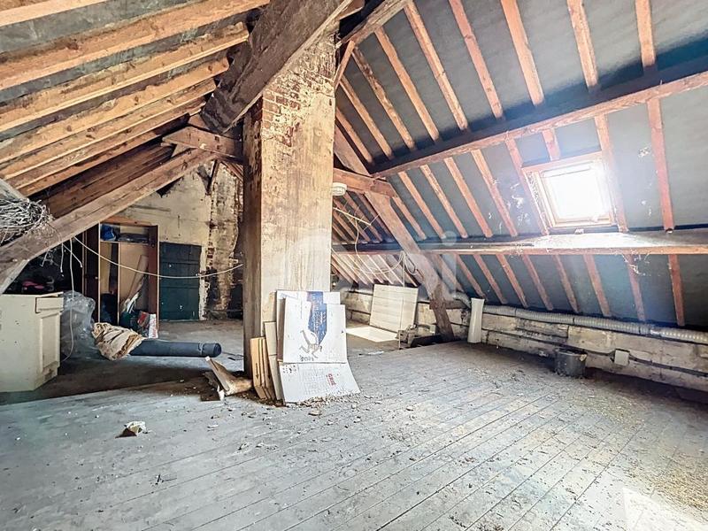 Maison - 85 m² - 5 pièces