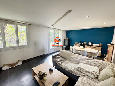 Appartement - 82 m² - 3 pièces