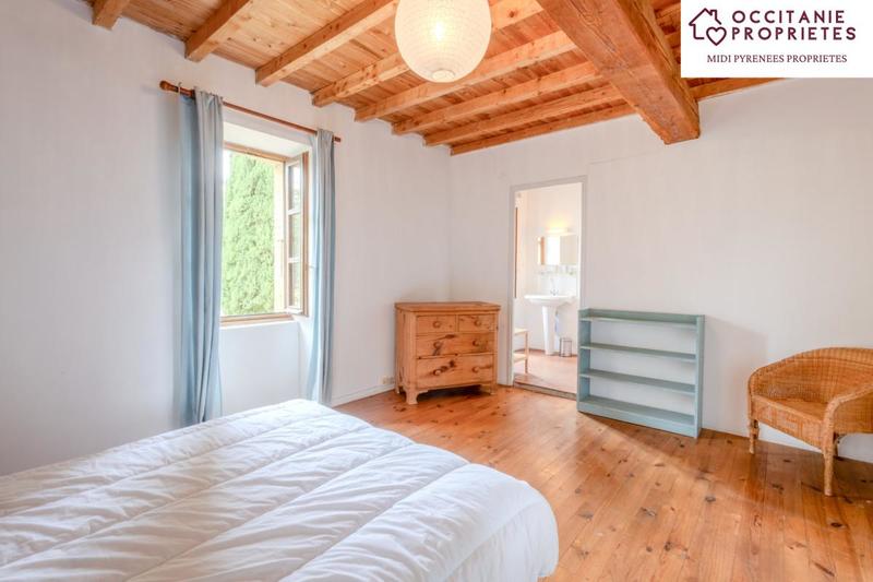 Propriété - 520 m² - 13 pièces