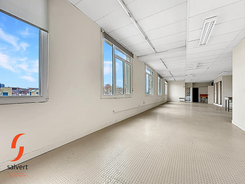 Bureau - 319 m²