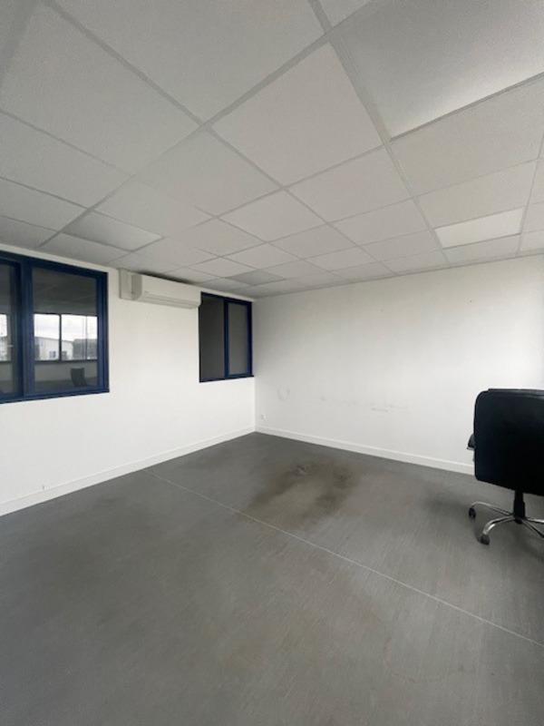 Bureau - 250 m² - 5 pièces