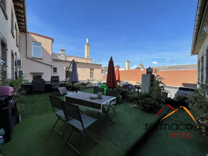 Appartement - 164 m² - 4 pièces