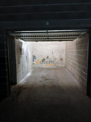 Parking / Garage - 15 m²