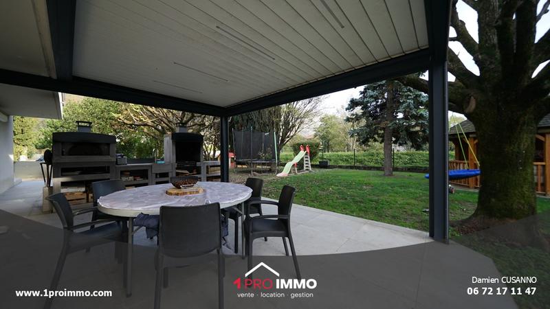 Maison - 185 m² - 6 pièces