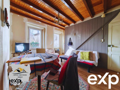 Maison traditionnelle - 60 m² - 4 pièces