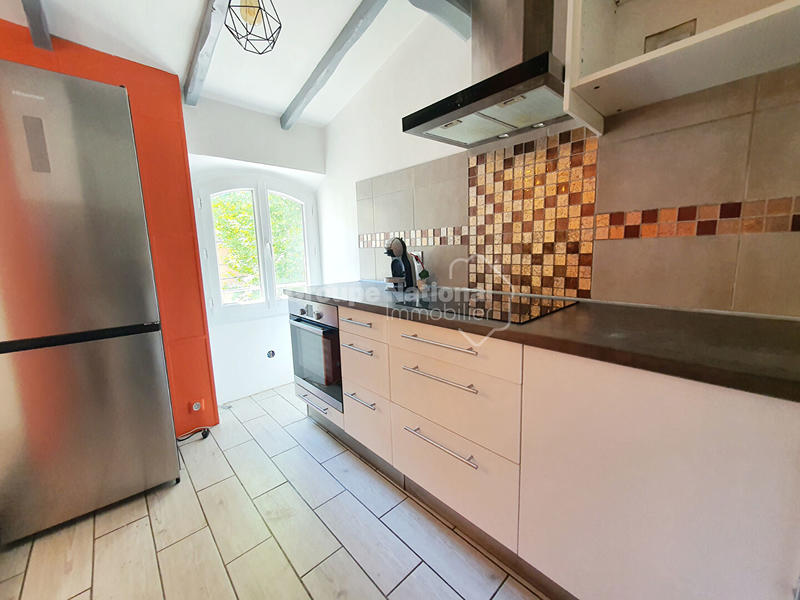 Appartement - 80 m² - 3 pièces