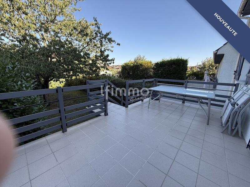 Maison - 94 m² - 5 pièces