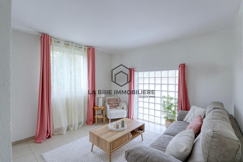 Maison - 131 m² - 6 pièces