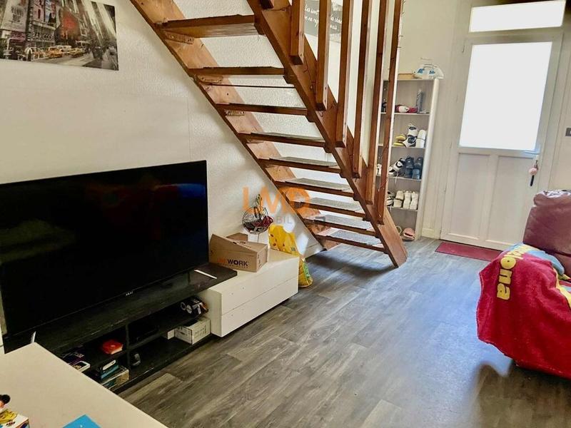 Maison - 180 m² - 11 pièces