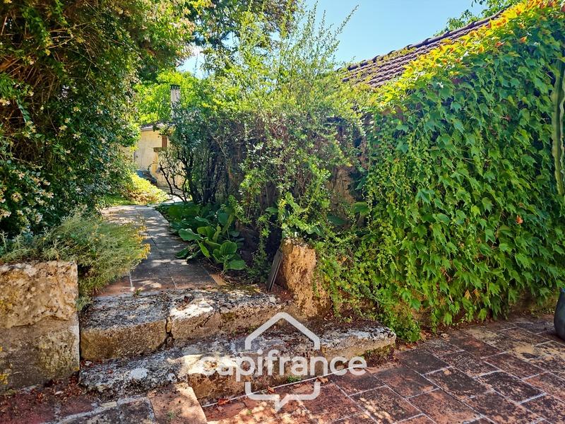 Propriété - 474 m² - 14 pièces