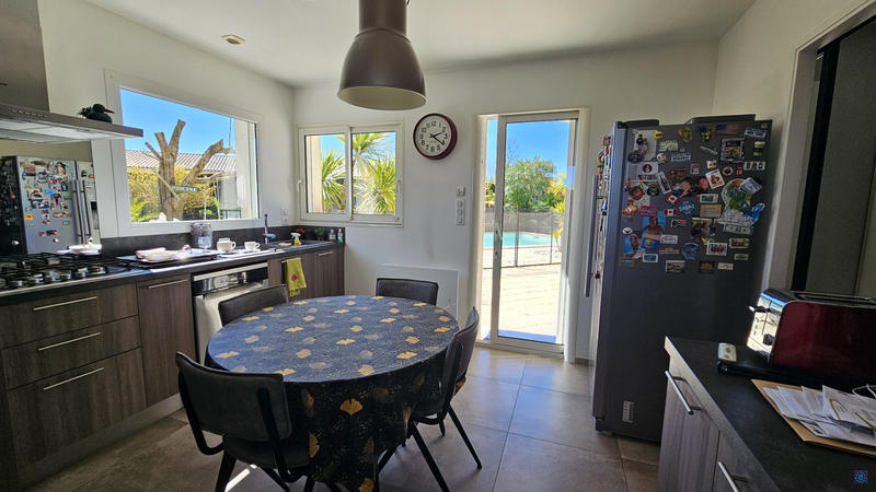 Maison contemporaine - 188 m² - 5 pièces