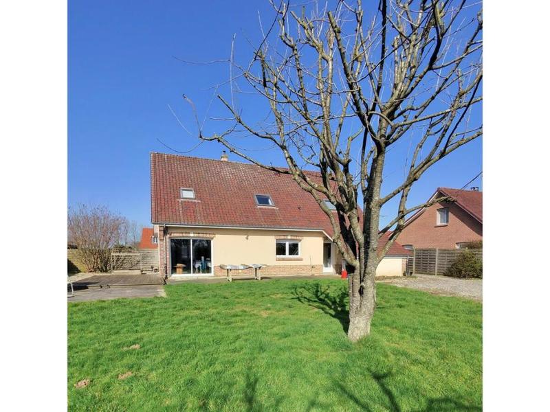 Maison - 163 m² - 6 pièces