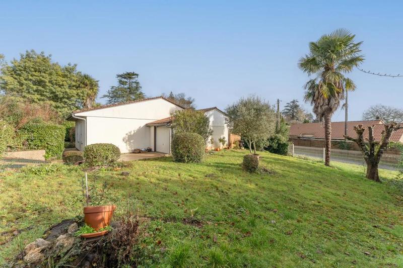 Maison - 86 m² - 4 pièces