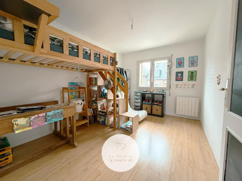 Maison - 104 m² - 4 pièces