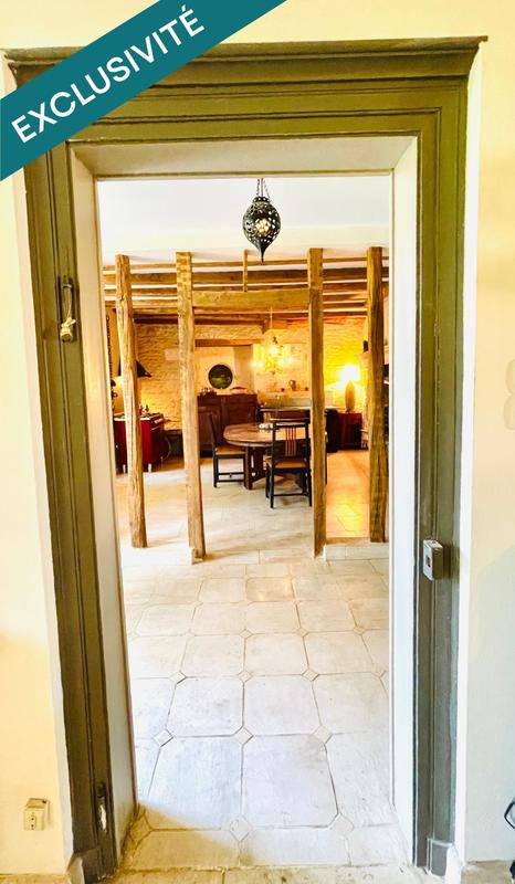 Maison - 215 m² - 8 pièces