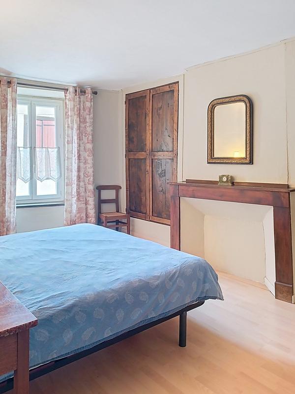 Maison - 98 m² - 4 pièces