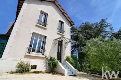 Maison - 152 m² - 6 pièces