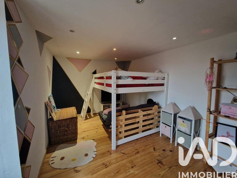 Maison - 140 m² - 6 pièces