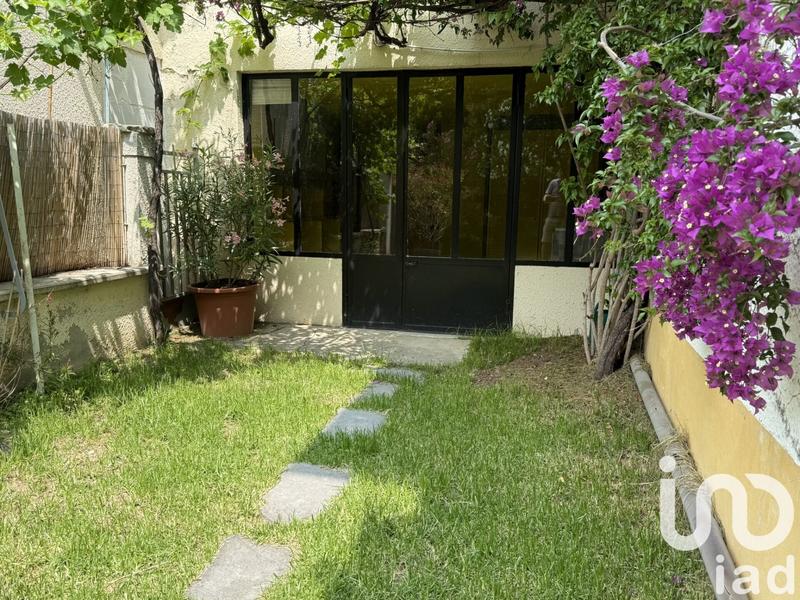 Maison - 250 m² - 8 pièces