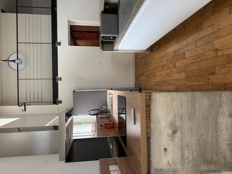 Appartement - 100 m² - 3 pièces