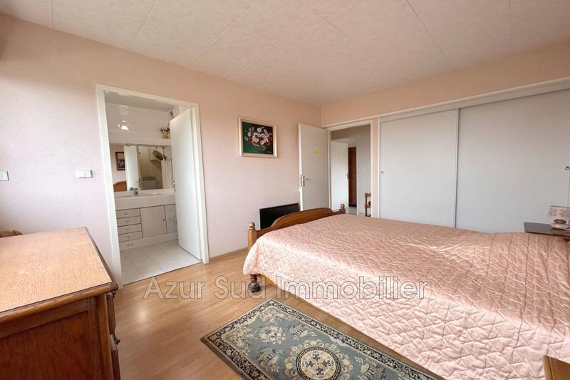 Appartement - 102 m² - 4 pièces