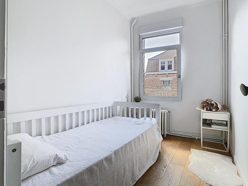 Maison - 220 m² - 9 pièces