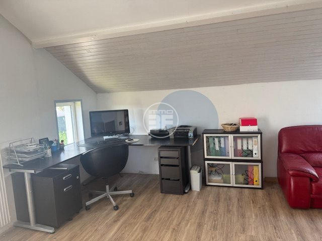 Maison - 170 m² - 7 pièces