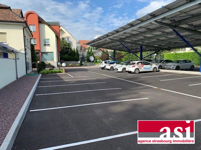 Local d'activités - 138 m² - 6 pièces