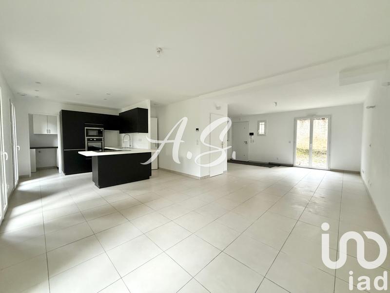 Maison - 146 m² - 6 pièces